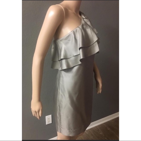 Gray ruffled one-shouldered dress - Picture 2 of 6